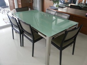 mesa-retangular-inox-tampo-vidro